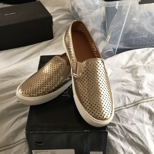 Perforated j crew slip on